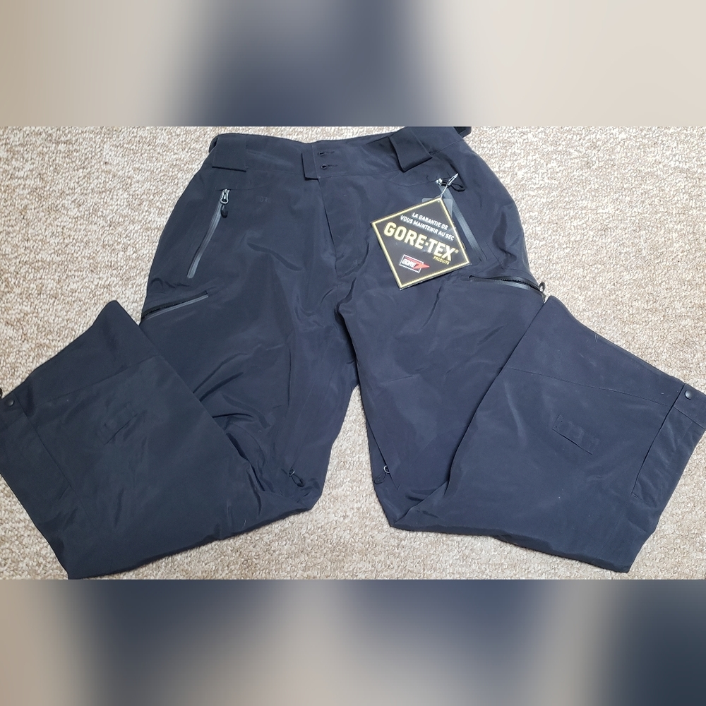 Under Armour gore-tex snowpants